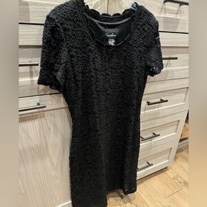 Black lace cap sleeve cocktail mini dress